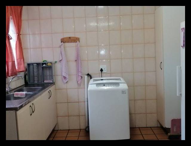 4 BEDROOM HOUSE FOR SALE IN MEER EN SEE